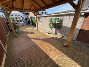 Lupus Way Great Sutton